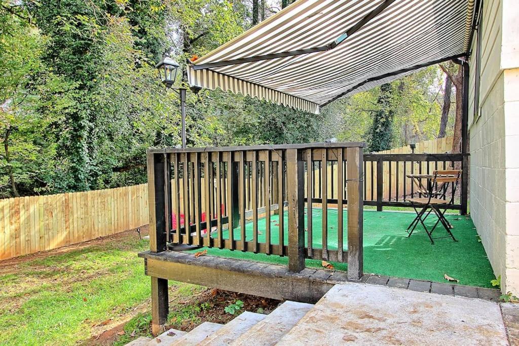 West End Bungalow Perfect To Work, Play, & Escape Atlanta Luaran gambar