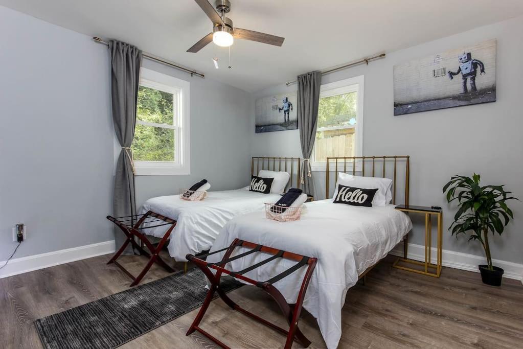West End Bungalow Perfect To Work, Play, & Escape Atlanta Luaran gambar