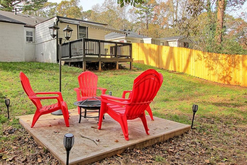 West End Bungalow Perfect To Work, Play, & Escape Atlanta Luaran gambar